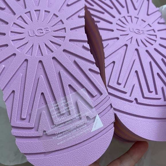NEW UGG lamb fur pink purple disco sandals - Picture 7 of 8